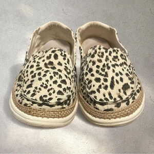 Hey Dude Lena Shoes Leopard Animal Print US 9 Slip On Casual Flats